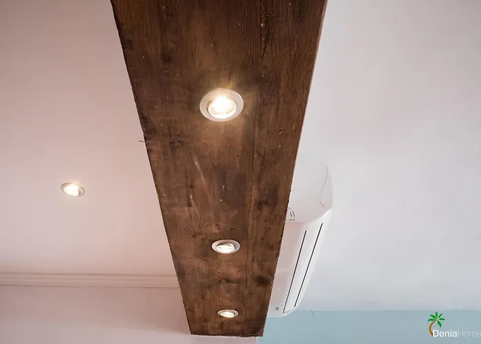 Deniahome アパート