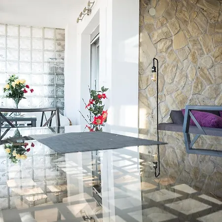 Deniahome Apartment *